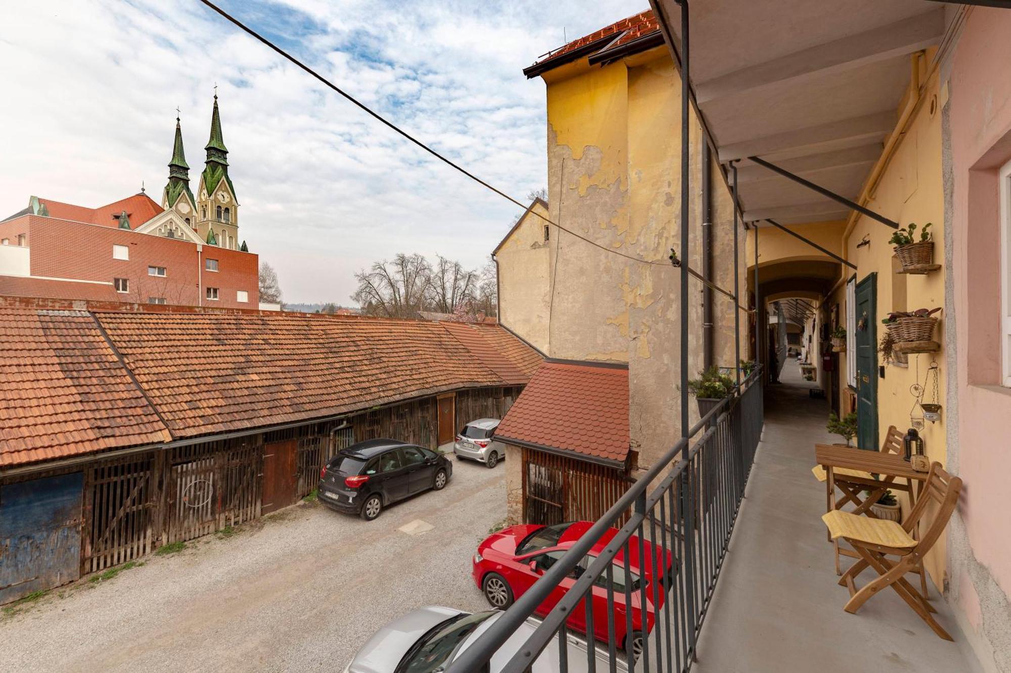 Historical Caserne Apartment Laibach Exterior foto